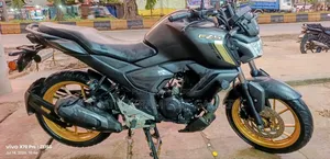 ইয়ামাহা এফজেড ২০২৫ ব্ল্যাক
