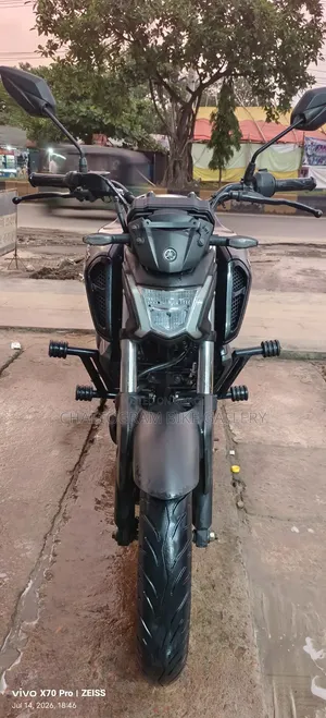 ইয়ামাহা এফজেড ২০২৫ ব্ল্যাক