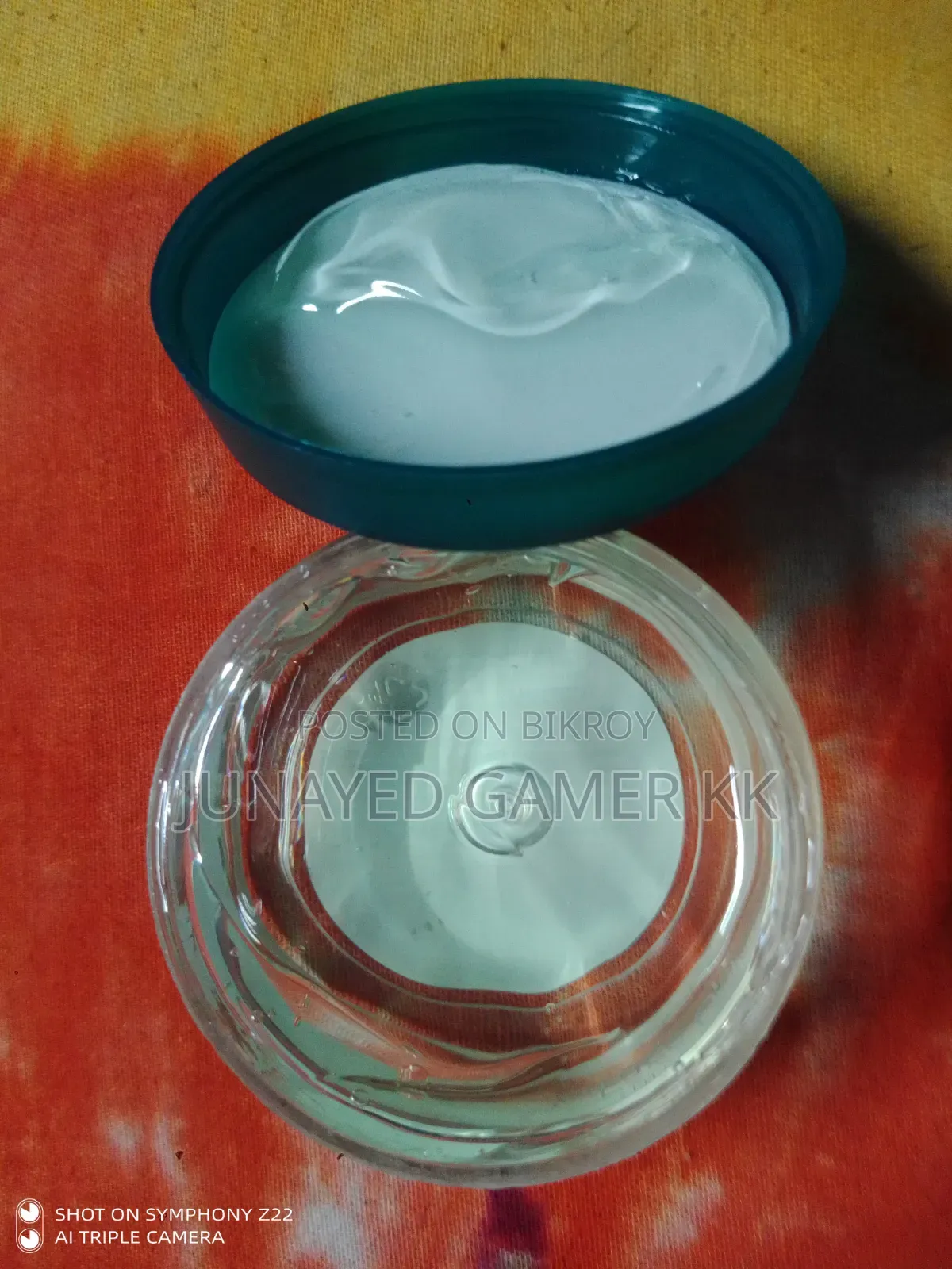 Himalaya Since 1930 moisturizer. Only 3 times used, full new