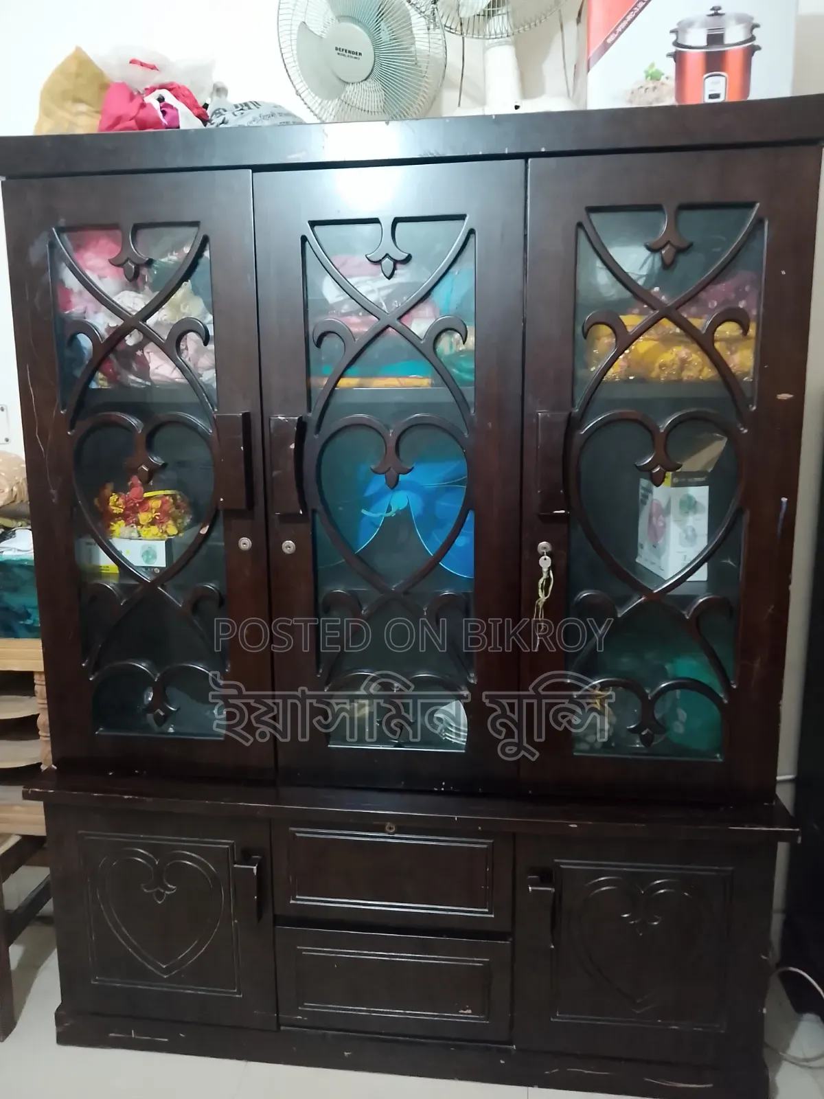 লাভ ডিজাইন আকর্ষণীয় কফি কালার শোকেস