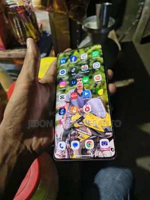 মটোরোলা এজ ৬০ ফিউশন ২৫৬ জিবি পিঙ্ক
