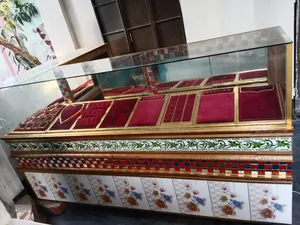 প্রিমিয়াম জুয়েলারি শোরুম গ্লাস ডিসপ্লে কাউন্টার খুবই ভালো মানের
