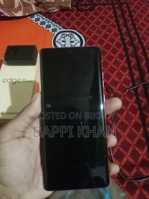 মটোরোলা এজ ৫০ ২৫৬ জিবি গোলাপি