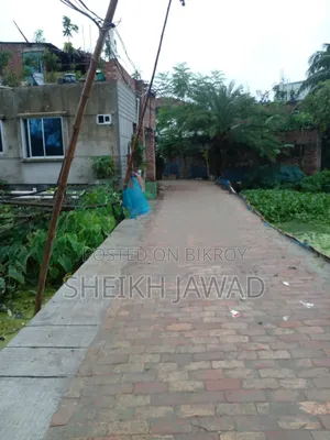 জমি বিক্রয় হইবে - ৬.৬ শতক (৪ কাঠা)। এখনি বাড়ি করার উপযোগী।