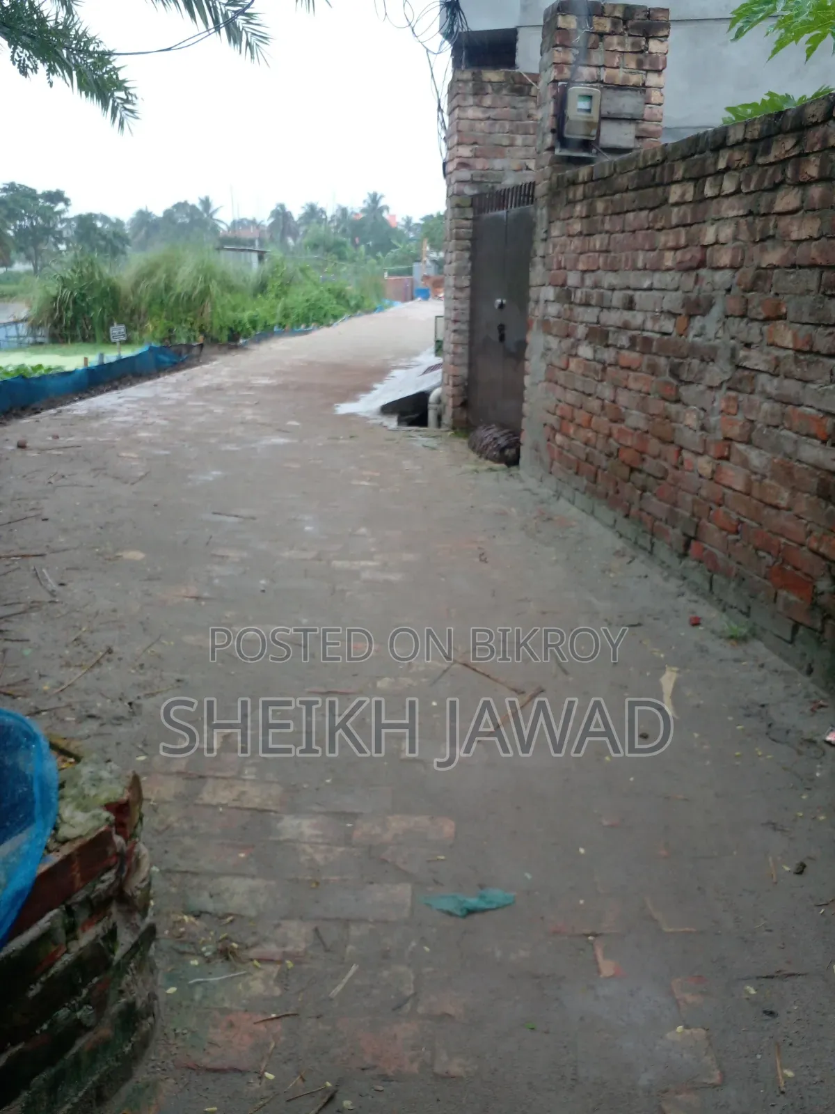 জমি বিক্রয় হইবে - ৬.৬ শতক (৪ কাঠা)। এখনি বাড়ি করার উপযোগী।