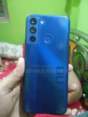 টেকনো ৩২ জিবি ব্লু
