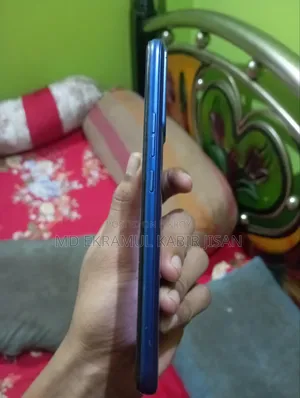 Tecno 32 GB Blue