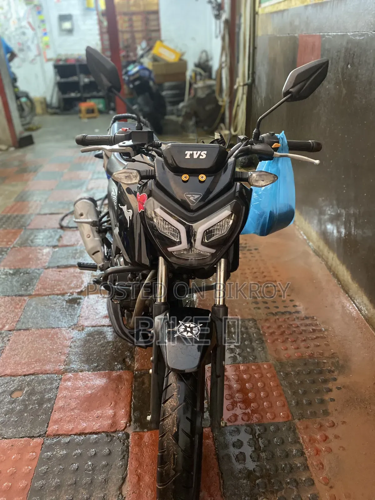 New TVS Raider 125 2023 Black