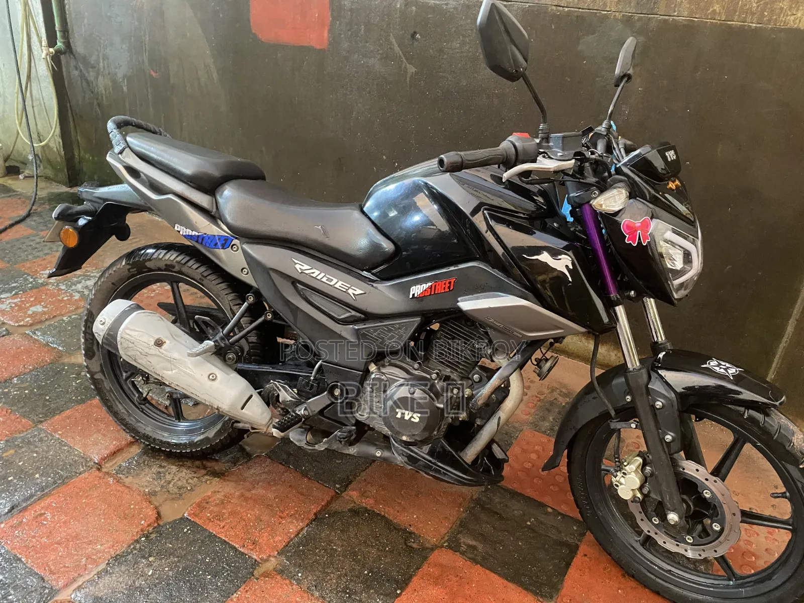 New TVS Raider 125 2023 Black
