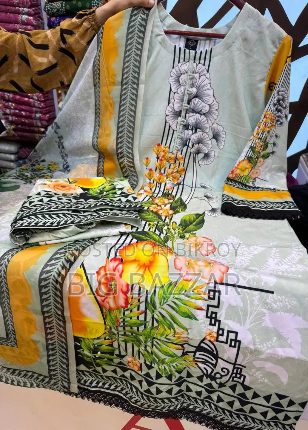 ডিজিটাল প্রিন্ট থ্রি পিস