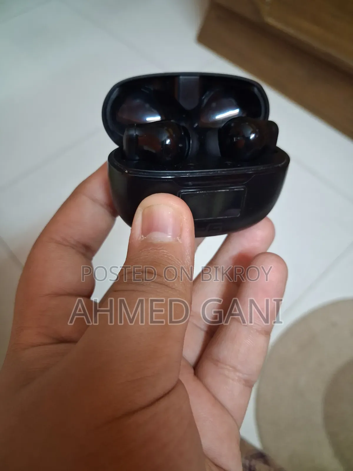 Wireless Ear Buds HG-A10 LED Display