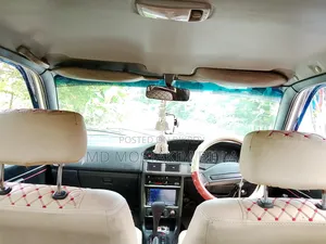 Toyota Corolla 1997 White