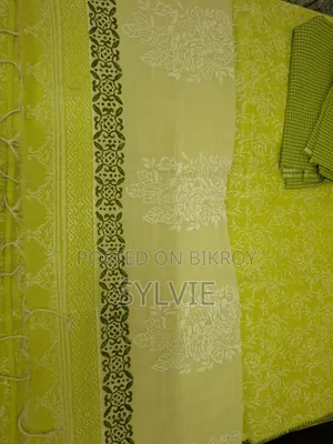 জয়তী শাড়িতে অনন্য