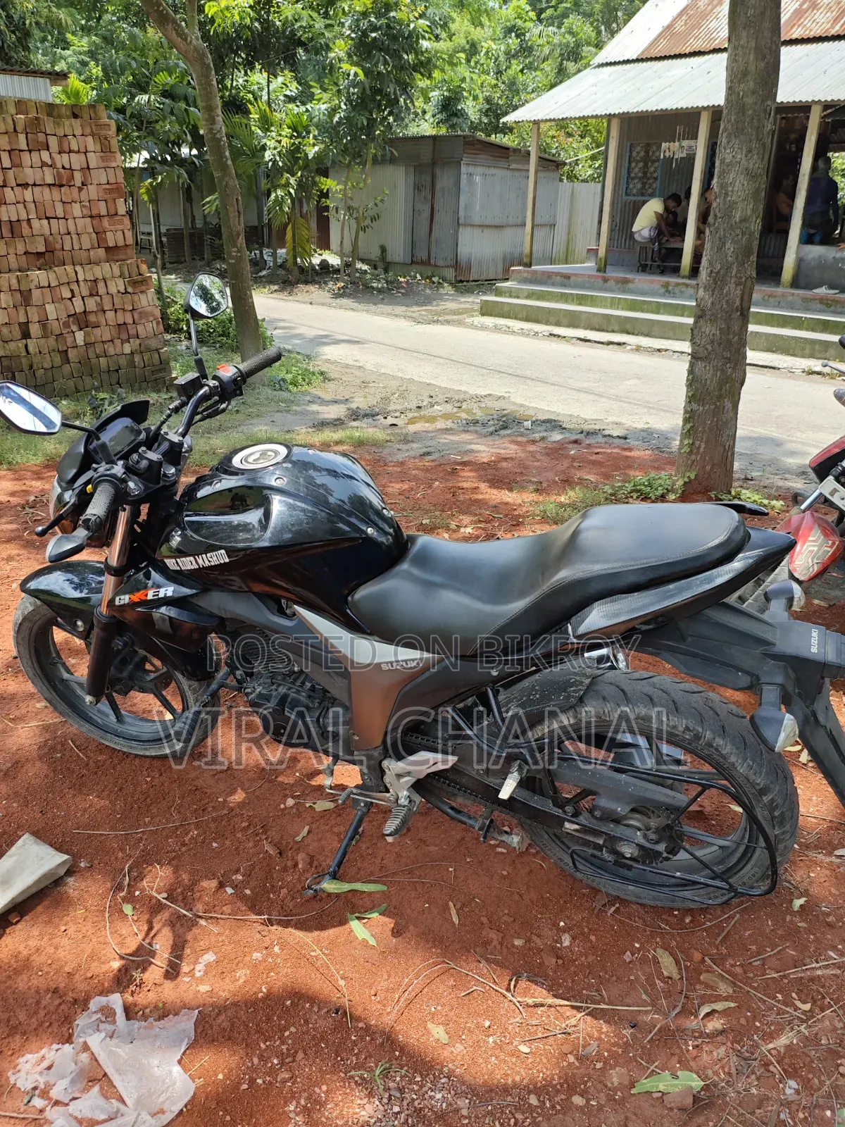 সুজুকি জিক্সার মনোটোন ২০২৪ ব্ল্যাক