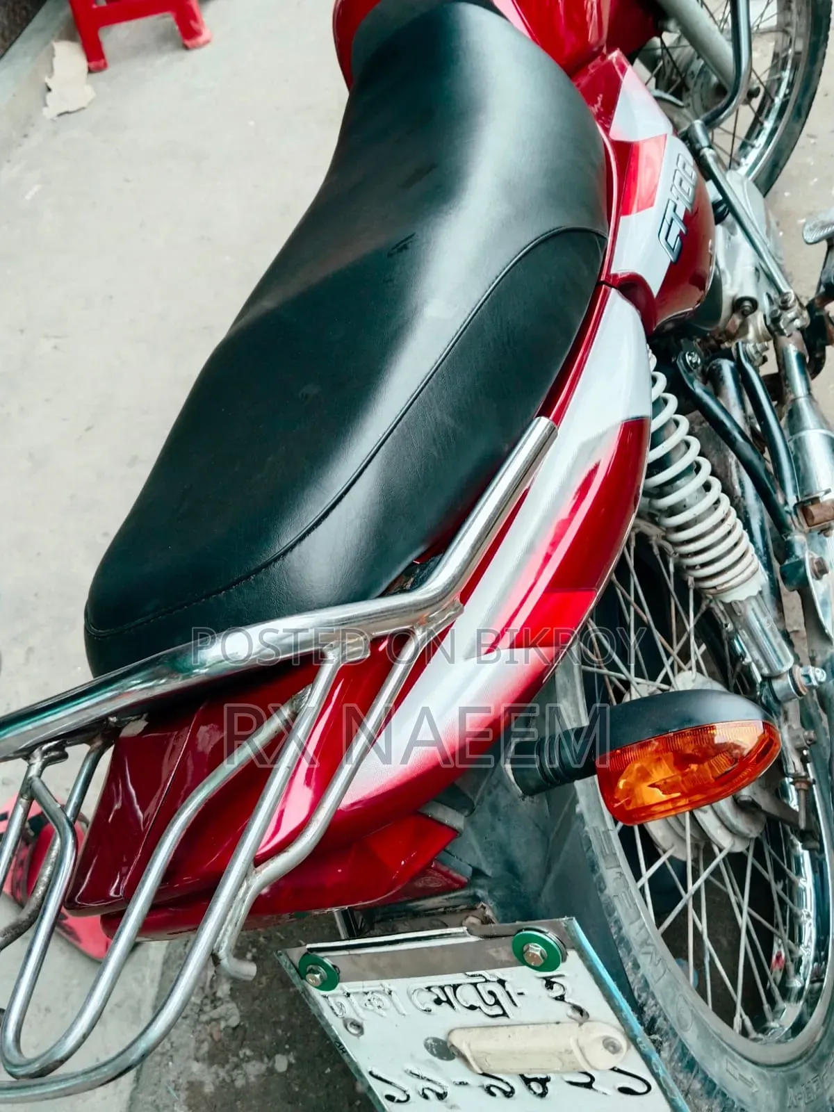 Bajaj CT 100 2012 Red