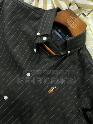Men's Formal/Casual Shirt - New/Good Condition.