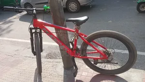 Hero 2026 Red