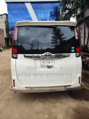 Toyota Noah 2014 White