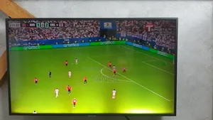 Samsung 43" UHD Smart TV