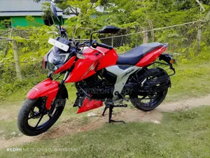 নতুন টিভিএস অ্যাপাচি আরটিআর ১৬০ ৪ভি ২০২৩ লাল