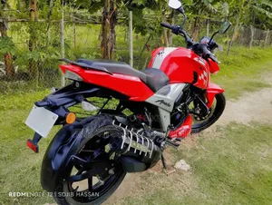 নতুন টিভিএস অ্যাপাচি আরটিআর ১৬০ ৪ভি ২০২৩ লাল