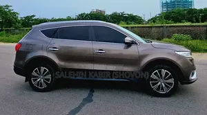 DFSK Glory 580 2021 ধূসর