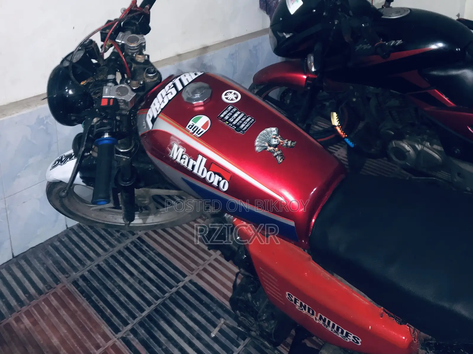 Honda 2023 Red