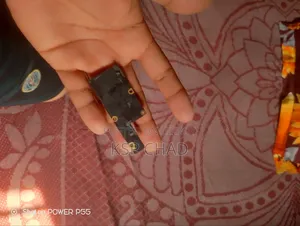 অ্যাপল আইফোন এক্স ৬৪ জিবি লাল