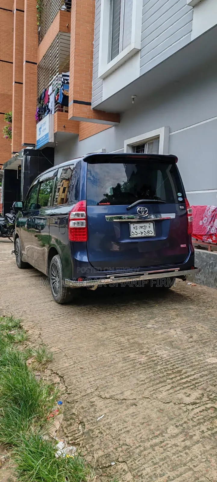 Toyota Noah 2013 Gray