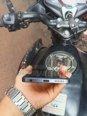টেকনো স্পার্ক ৩০ ১২৮ জিবি ইয়েলো