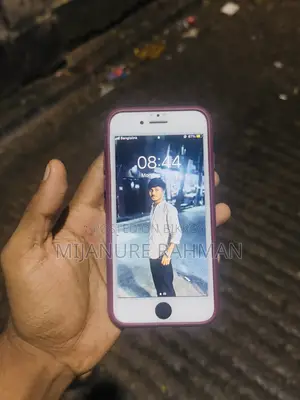 অ্যাপল আইফোন ৭ ৩২ জিবি ব্ল্যাক