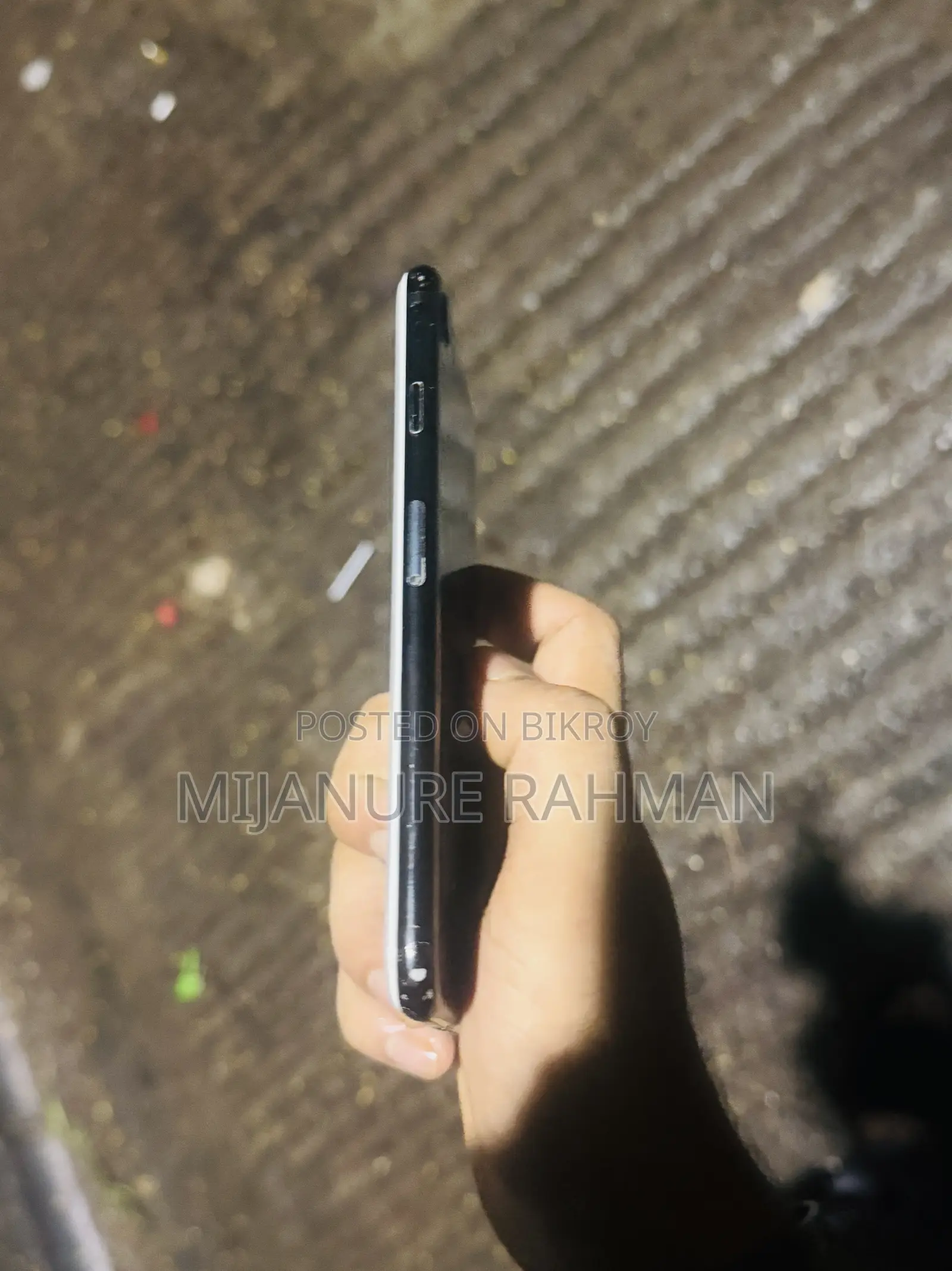 অ্যাপল আইফোন ৭ ৩২ জিবি ব্ল্যাক