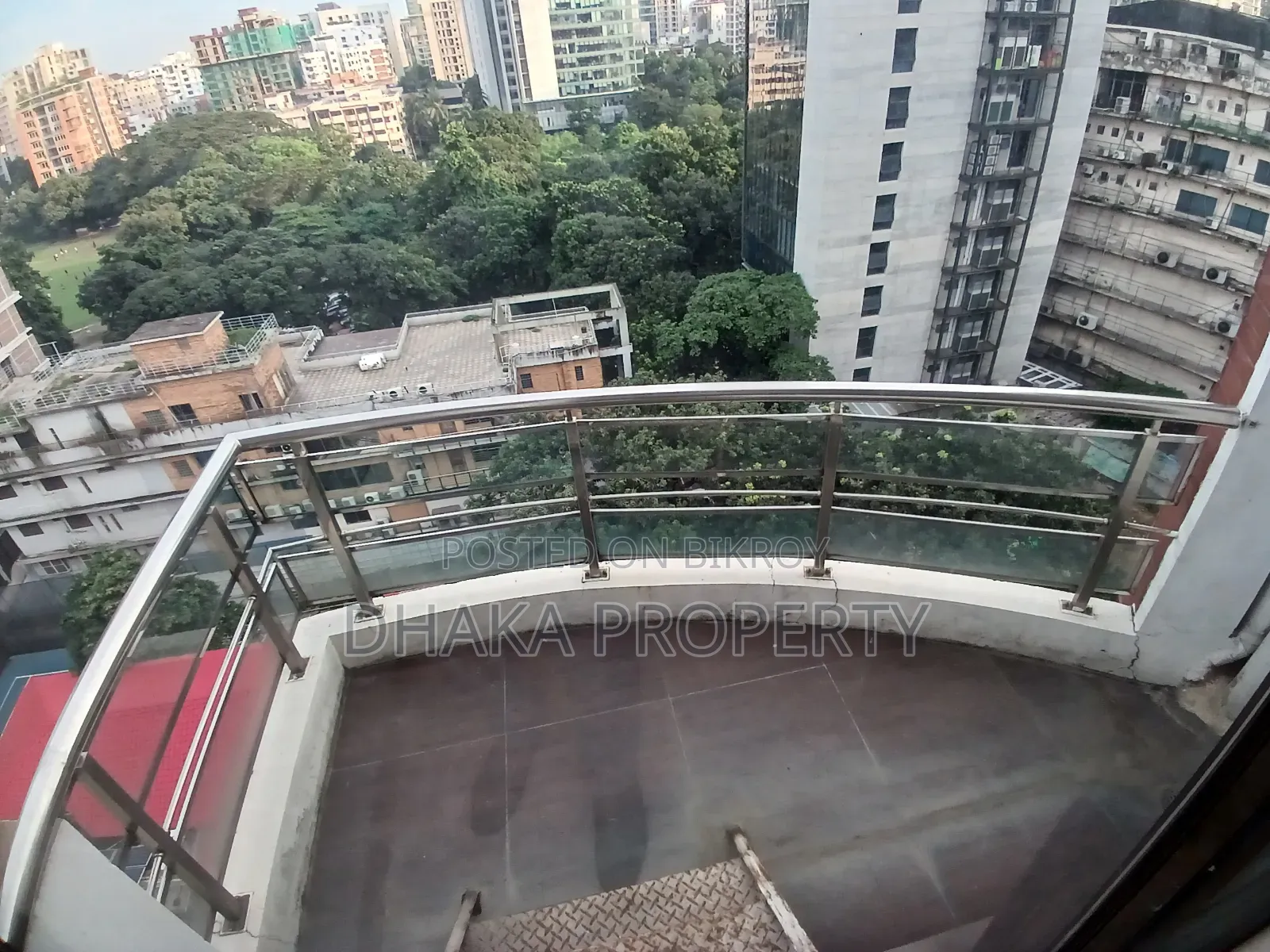 4-bedroom Apartment in Gulshan for Rent