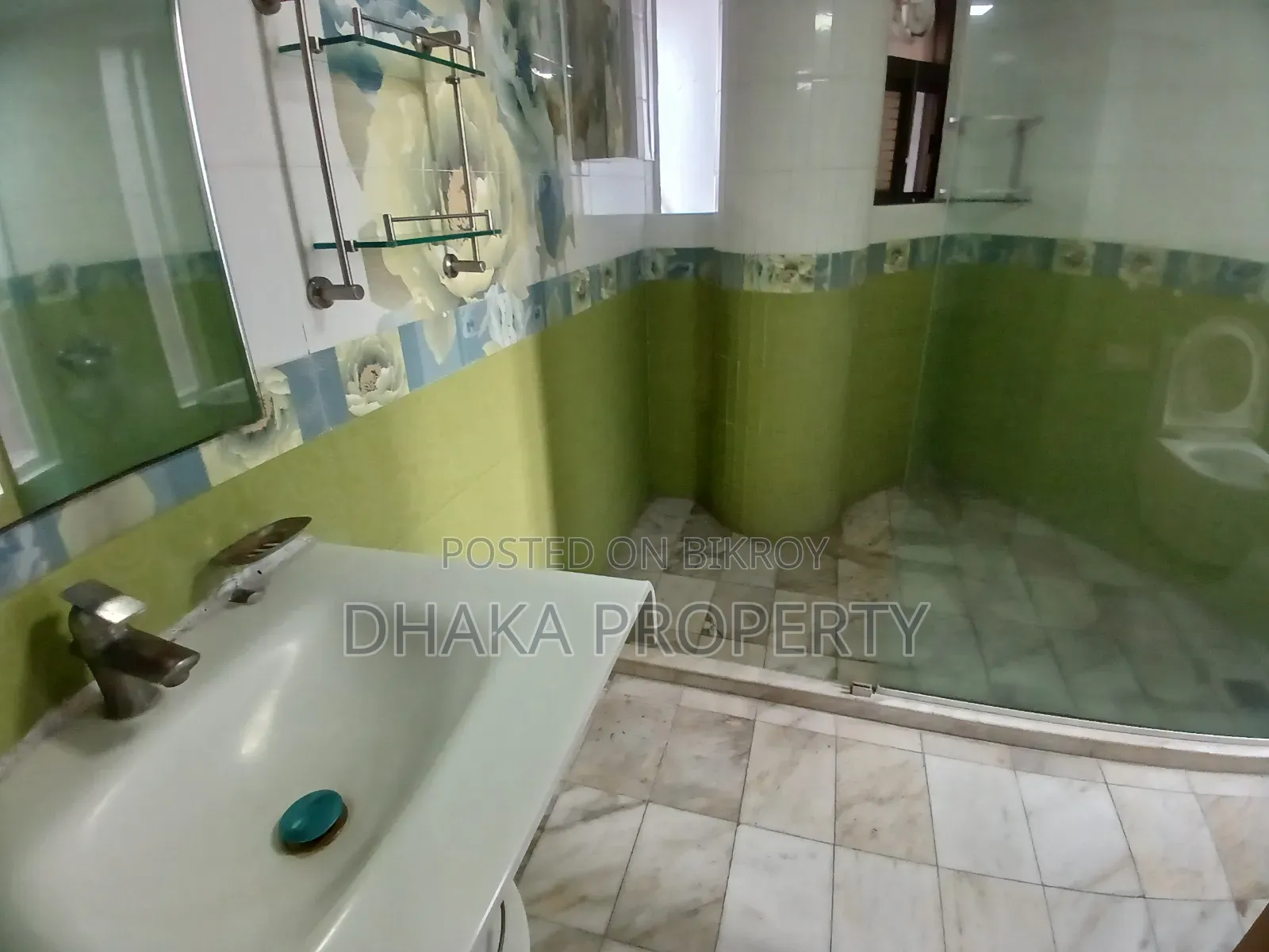 4-bedroom Apartment in Gulshan for Rent