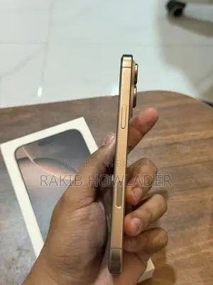 Apple iPhone 16 Pro Max 256 GB Gold
