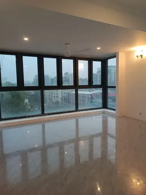 Furnished 4-bedroom Apartment in Baridhara for Rent
