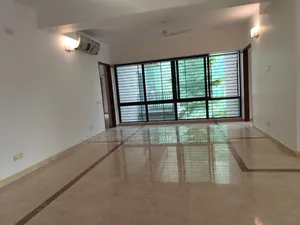 বারিধারায় ৪ বেডরুমের অ্যাপার্টমেন্ট ভাড়ার জন্য