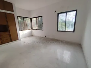 ৪২০০ বর্গফুটের অফিস স্পেস ভাড়া, বারিধারা ডিপ্লোম্যাটিক জোন