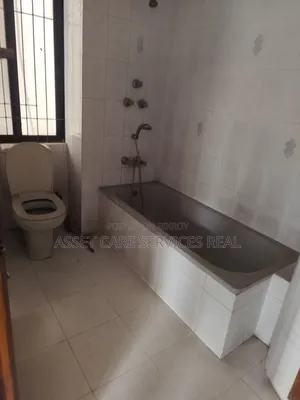 ৪২০০ বর্গফুটের অফিস স্পেস ভাড়া, বারিধারা ডিপ্লোম্যাটিক জোন