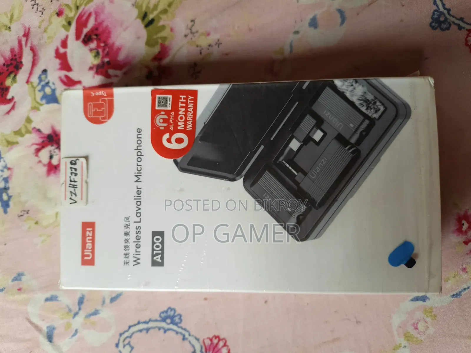 Ulanzi A100 Wireless Lavalier Microphone (Type-C) - Like New