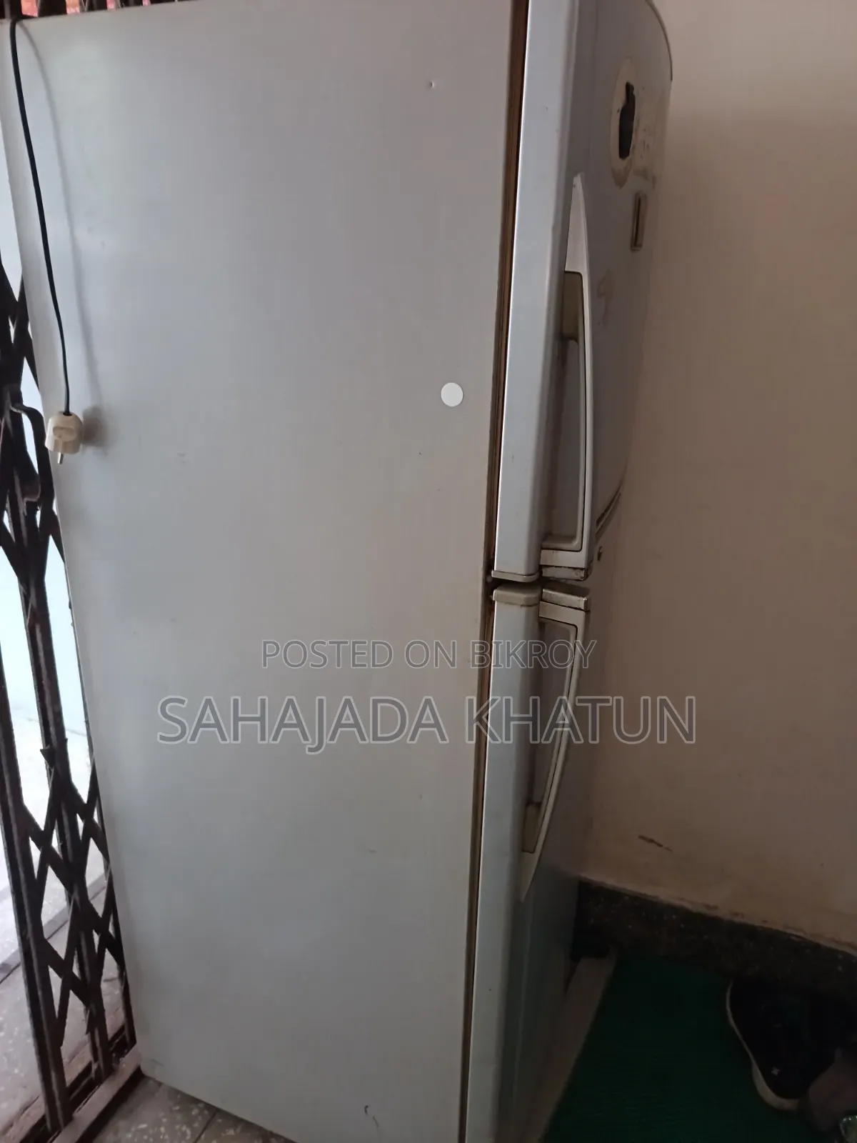 Refrigerator fridge for sell