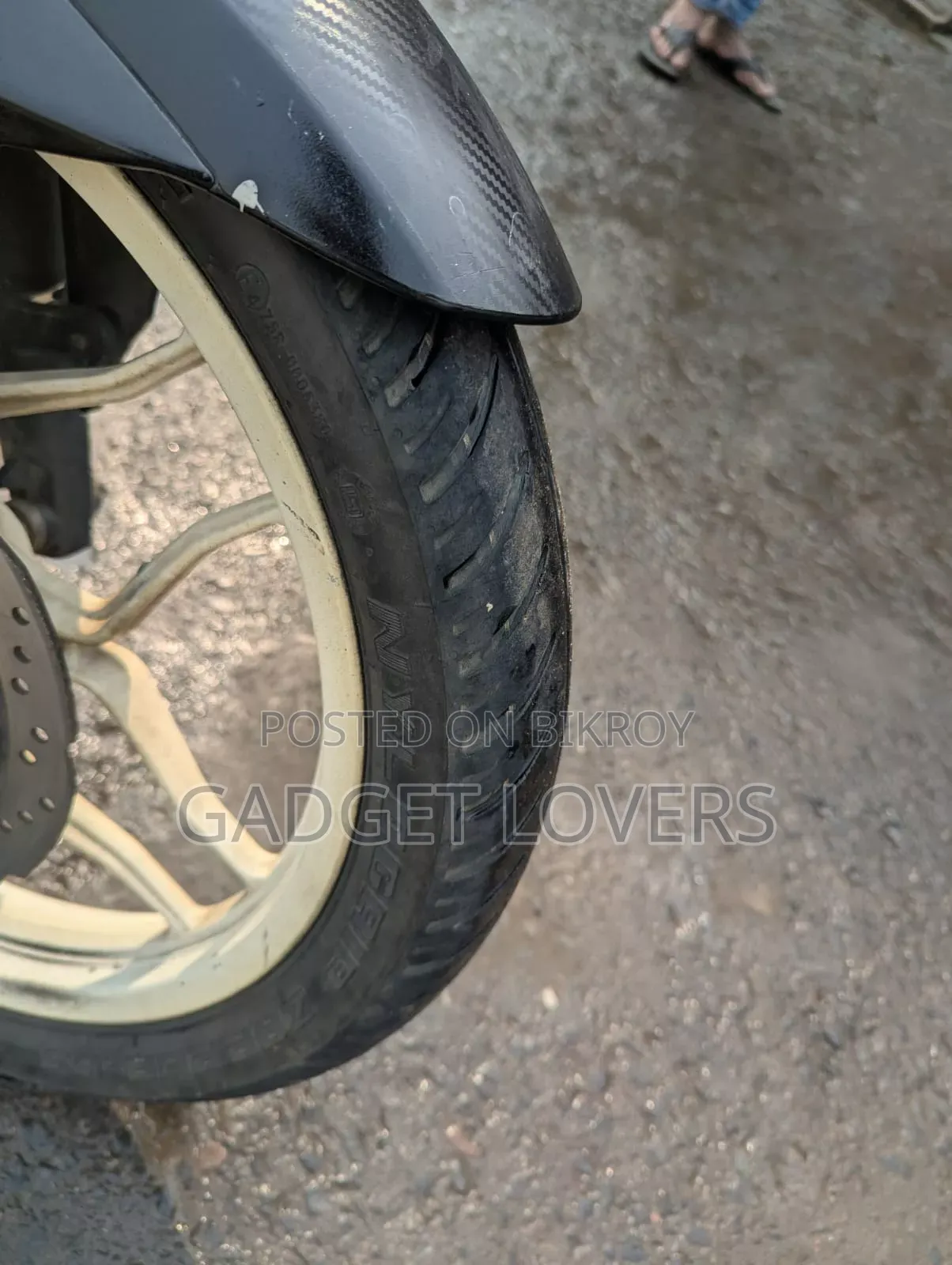 Bajaj Pulsar NS 160 2021 Red