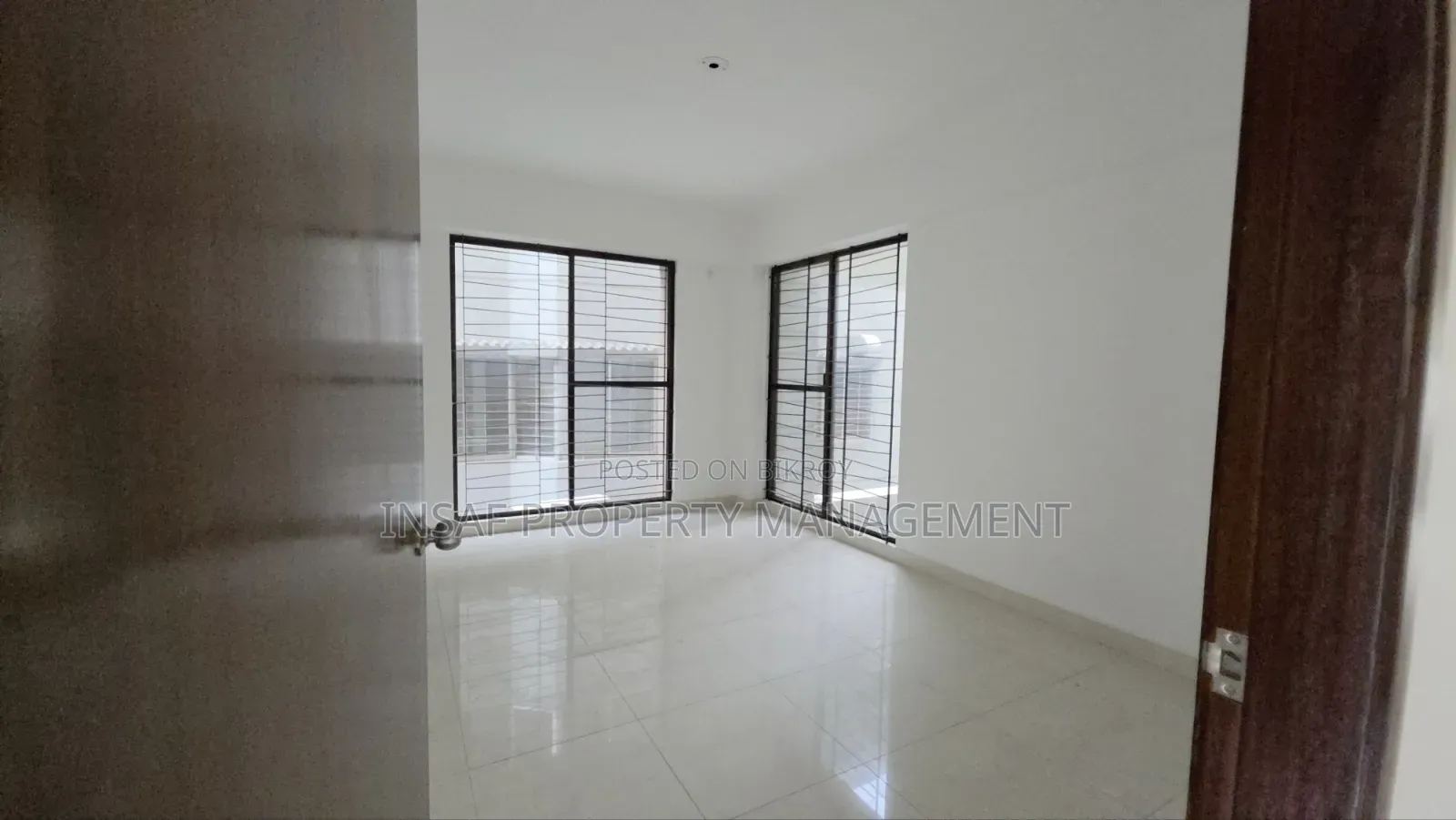 4bdrm Apartment in Gulshan for Rent