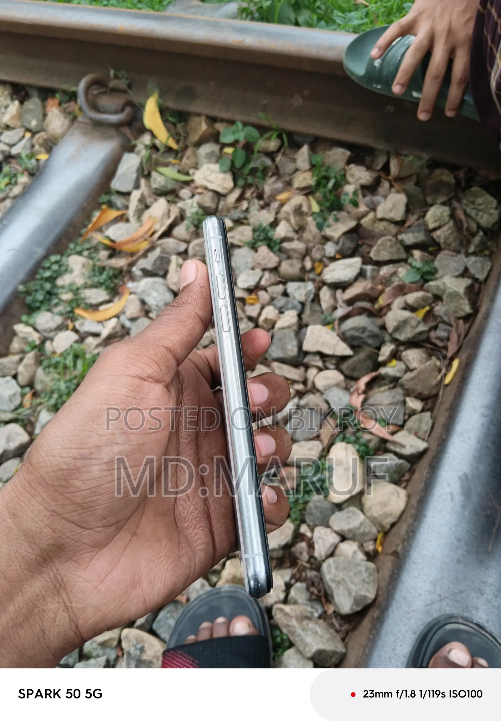 Apple iPhone X 64 GB White