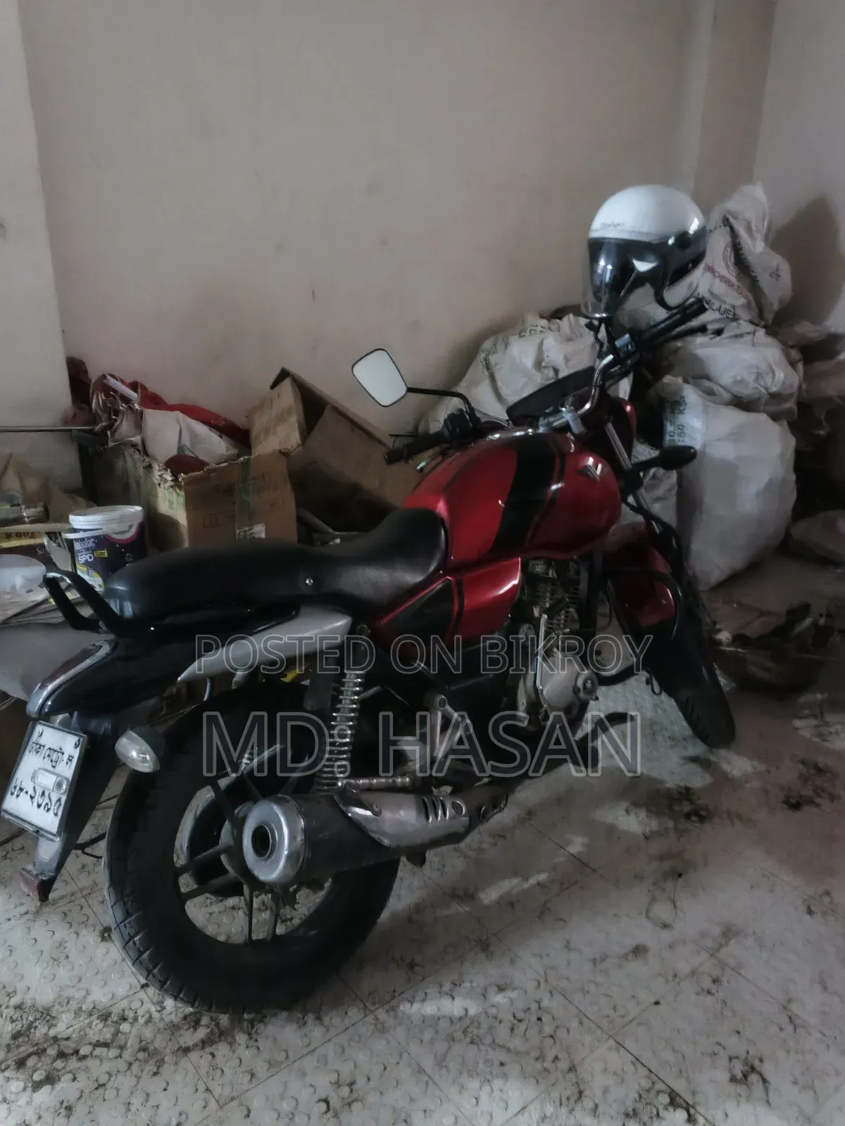 Bajaj V15 2018 Red