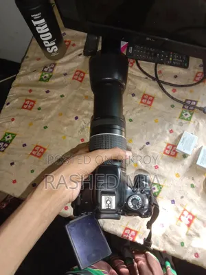 Canon 600D With Zoom Lens 75-300