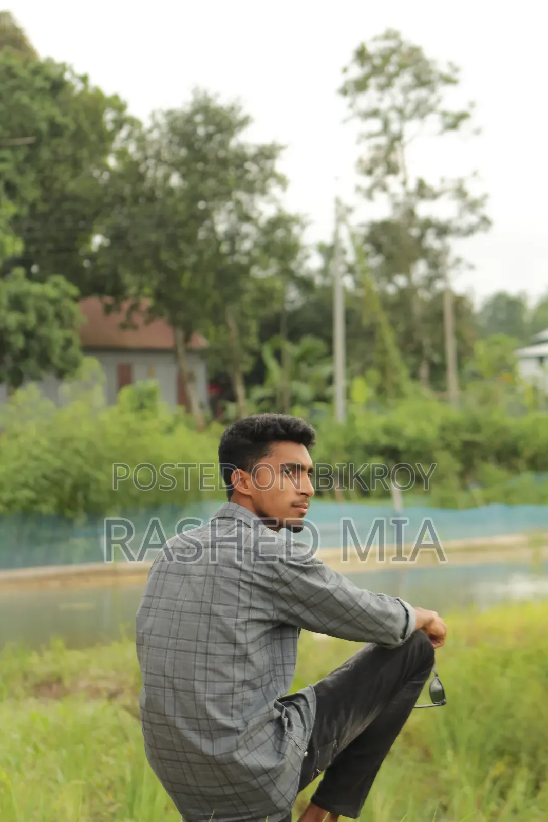 Canon 600D With Zoom Lens 75-300