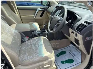 Toyota Land Cruiser Prado 2023 Black