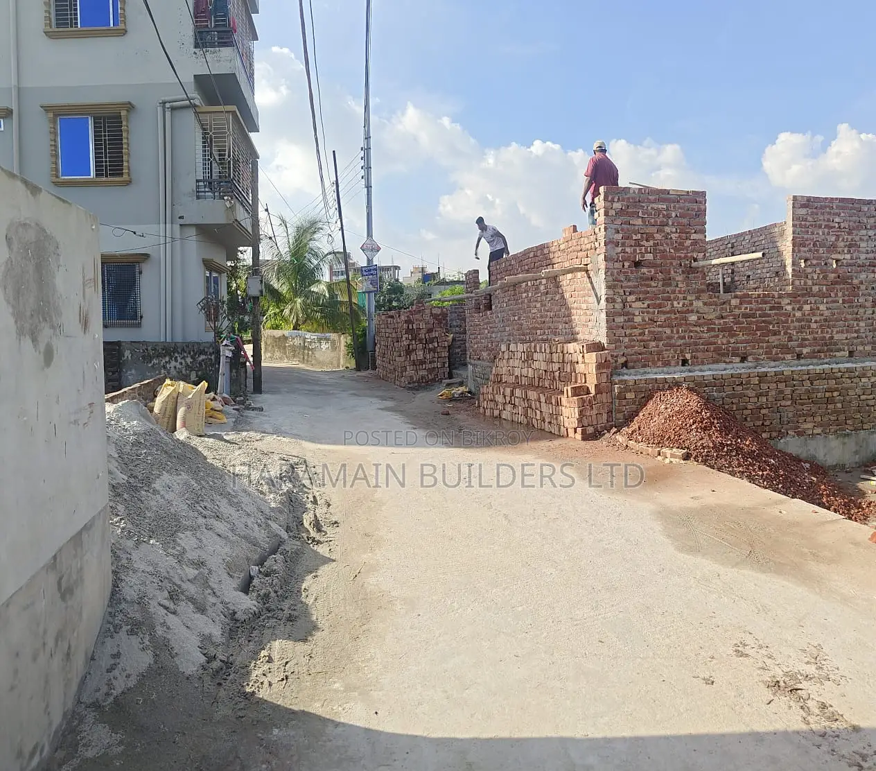 3-bedroom Apartment in Haramain Builders, Jatrabari for sale