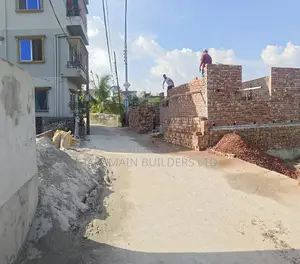 3-bedroom Apartment in Haramain Builders, Jatrabari for sale